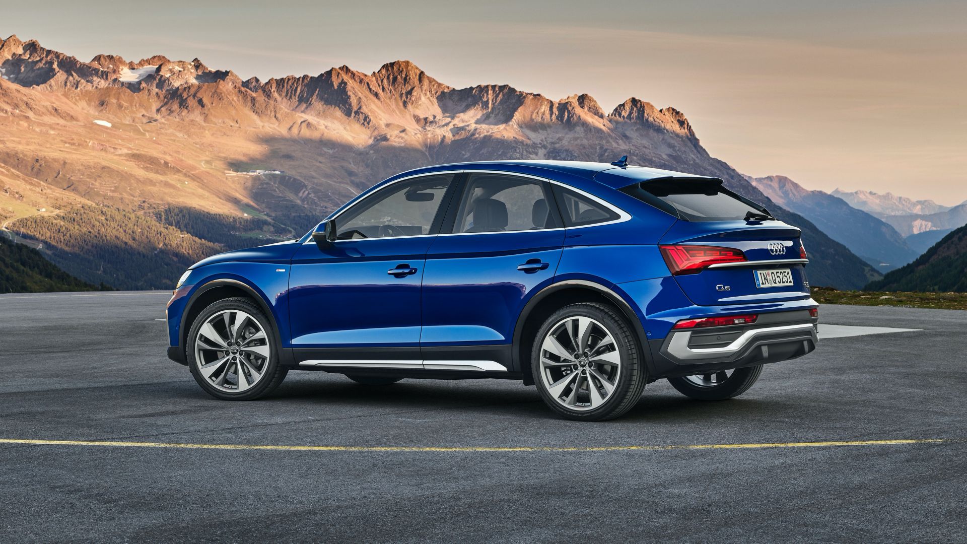 2021 Audi Q5 Sportback resim galerisi (27.09.2020)