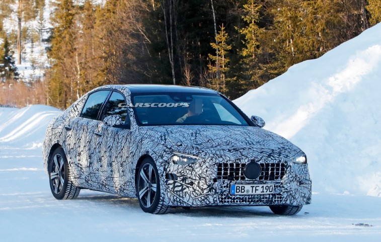 2022 Mercedes-Benz C-Serisi resim galerisi