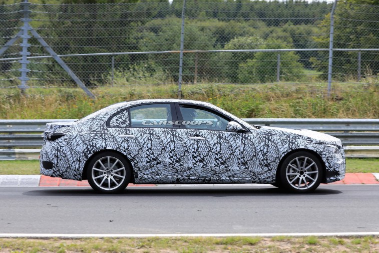 2022 Mercedes-Benz C-Serisi resim galerisi