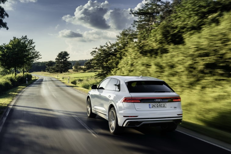 Audi Q8 TFSIe Quattro Plug-in Hybrid resim galerisi (15.10.2020)