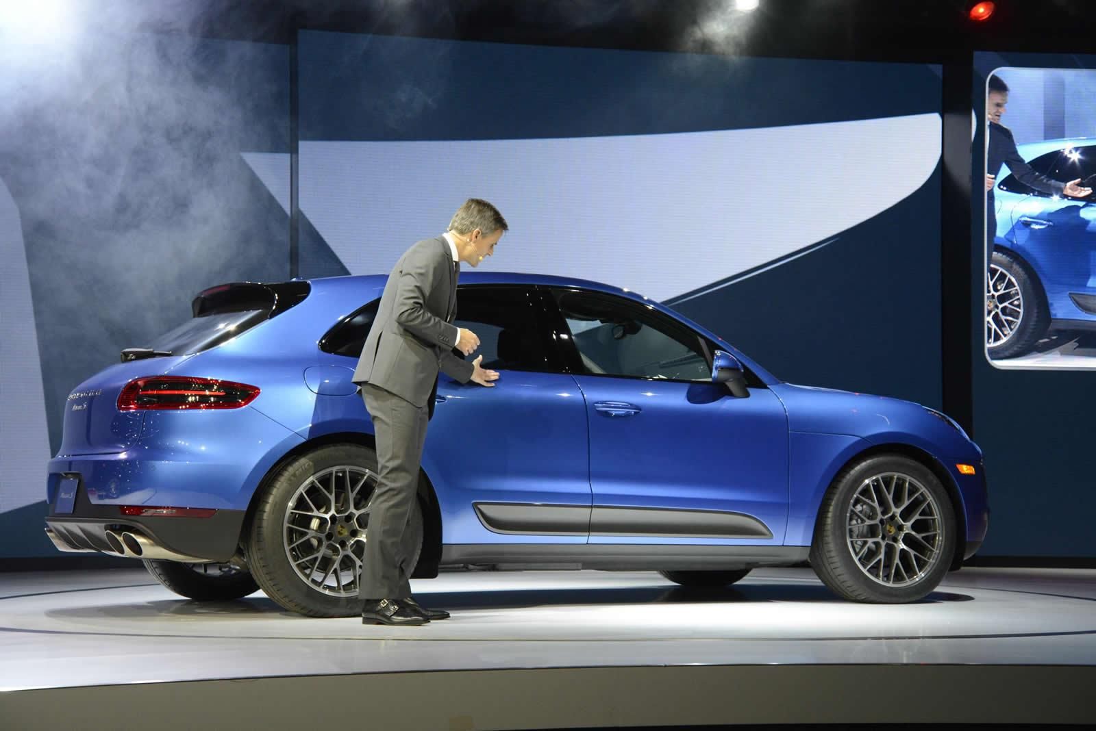 YEN PORSCHE MACAN LOS ANGLES TANITIM RESM GALERS