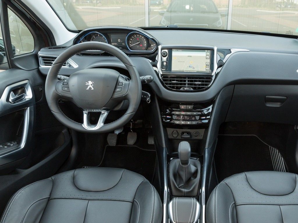 PEUGEOT 2008 M RENAULT CAPTUR MU KARILATIRMA RESM GALERS