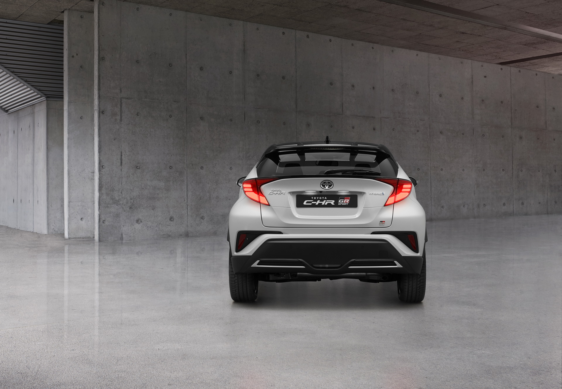 2021 Toyota C-HR GR Sport resim galerisi (10.11.2020)
