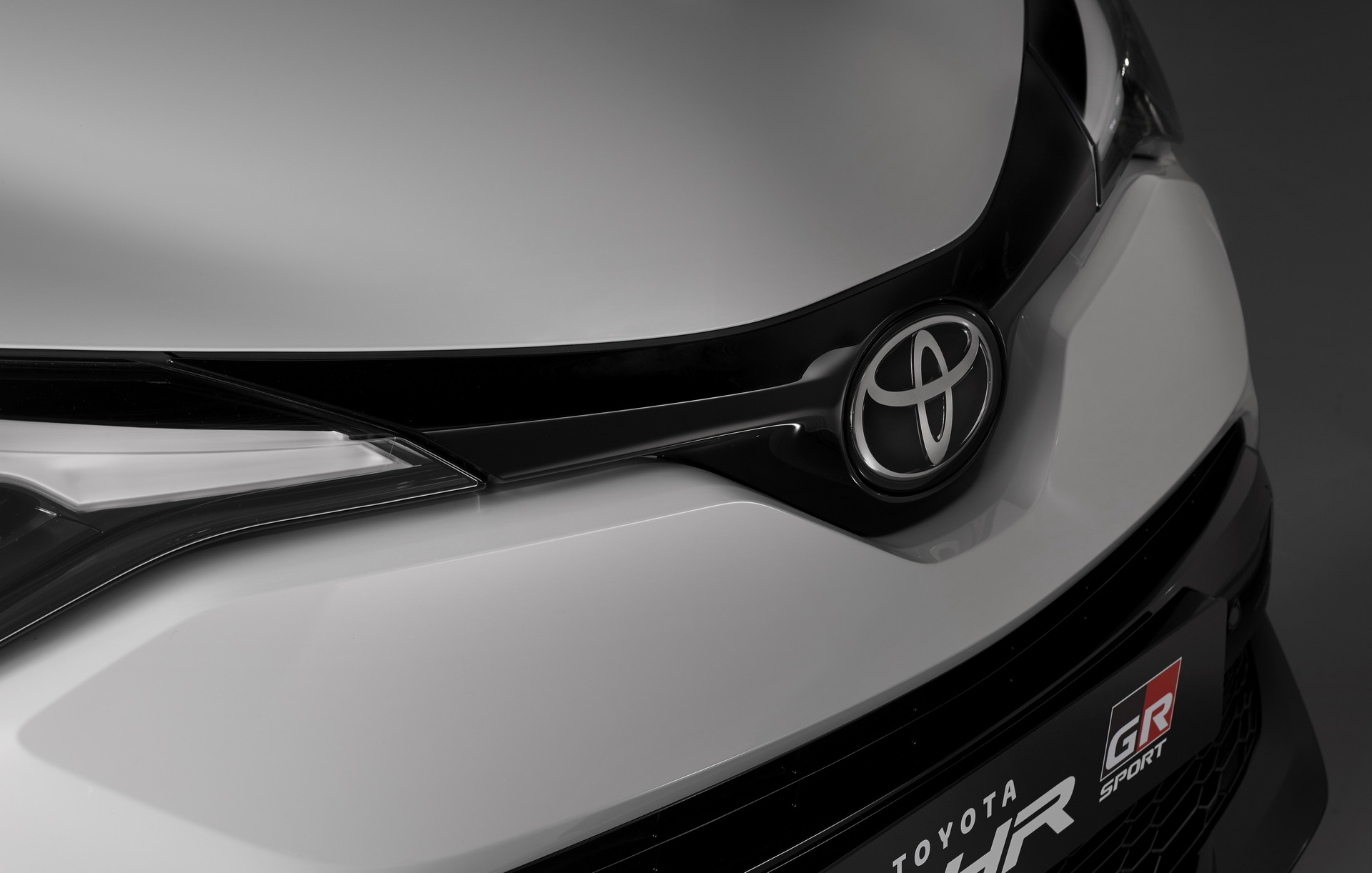 2021 Toyota C-HR GR Sport resim galerisi (10.11.2020)