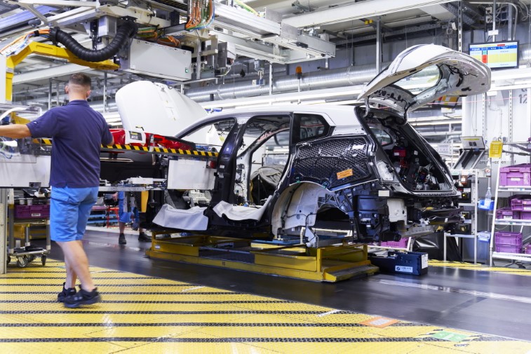 2022 BMW iX resim galerisi (13.11.2020)