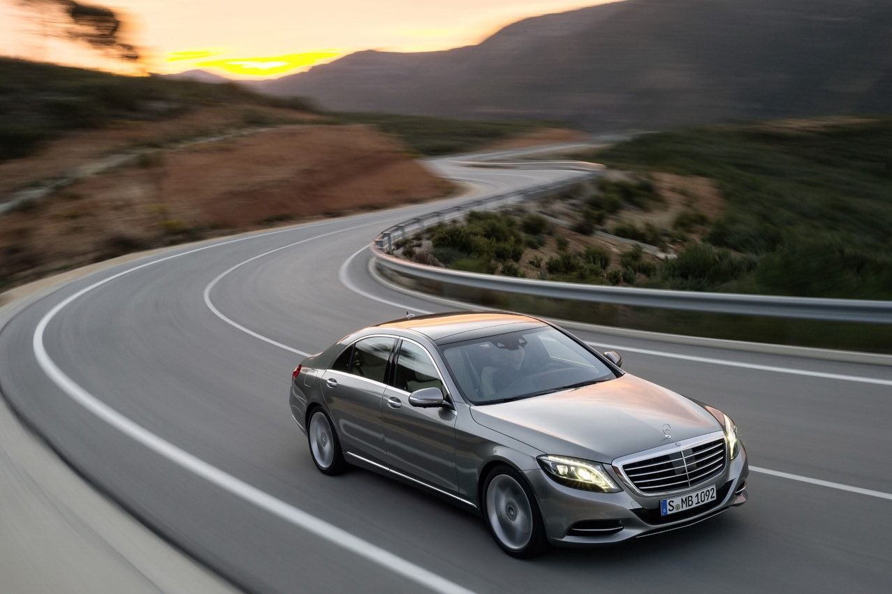 MERCEDES YEN S SERS RESM GALERS (2)