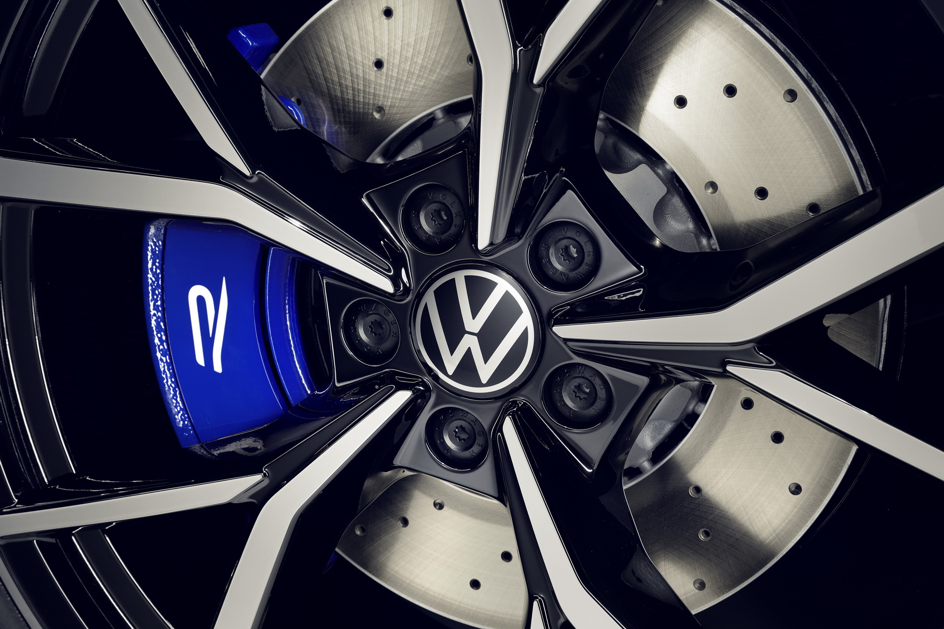 2021 VW Tiguan R resim galerisi (26.11.2020)