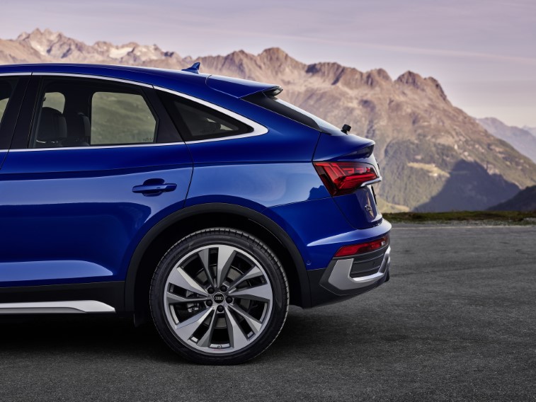 2021 Audi Q5 ve SQ5 Sportback resim galerisi (29.11.2020)
