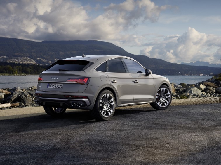 2021 Audi Q5 ve SQ5 Sportback resim galerisi (29.11.2020)