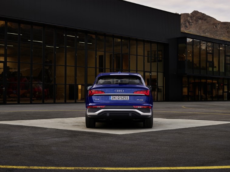 2021 Audi Q5 ve SQ5 Sportback resim galerisi (29.11.2020)