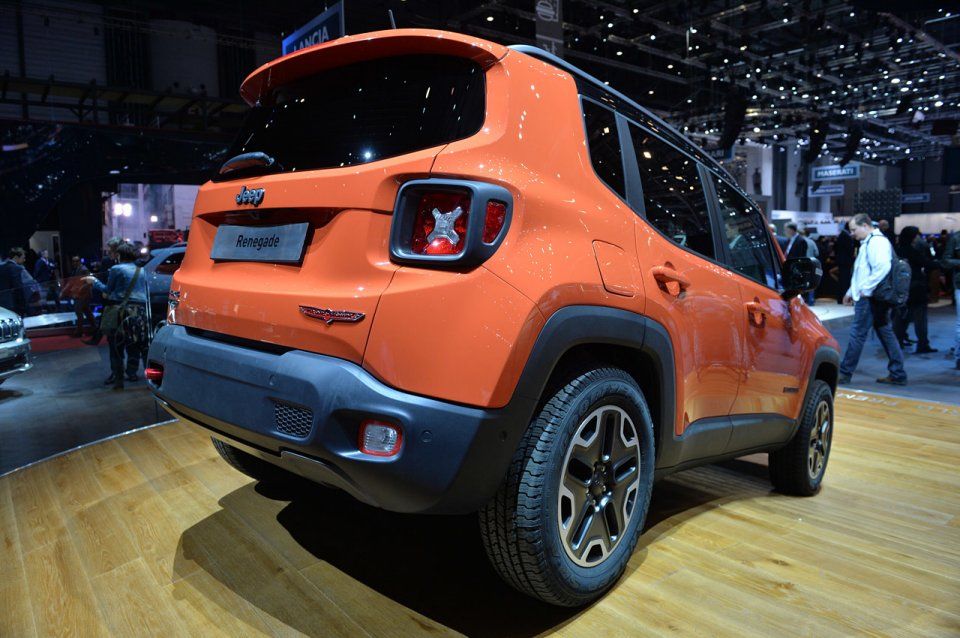 YEN JEEP RENEGADE TRALHAWK CENEVRE RESM GALERS