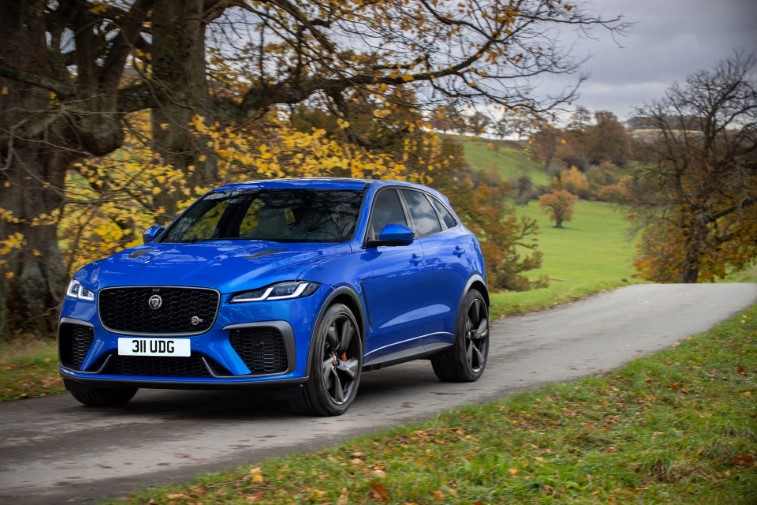 2021 Jaguar F-Pace SVR resim galerisi (03.12.2020)