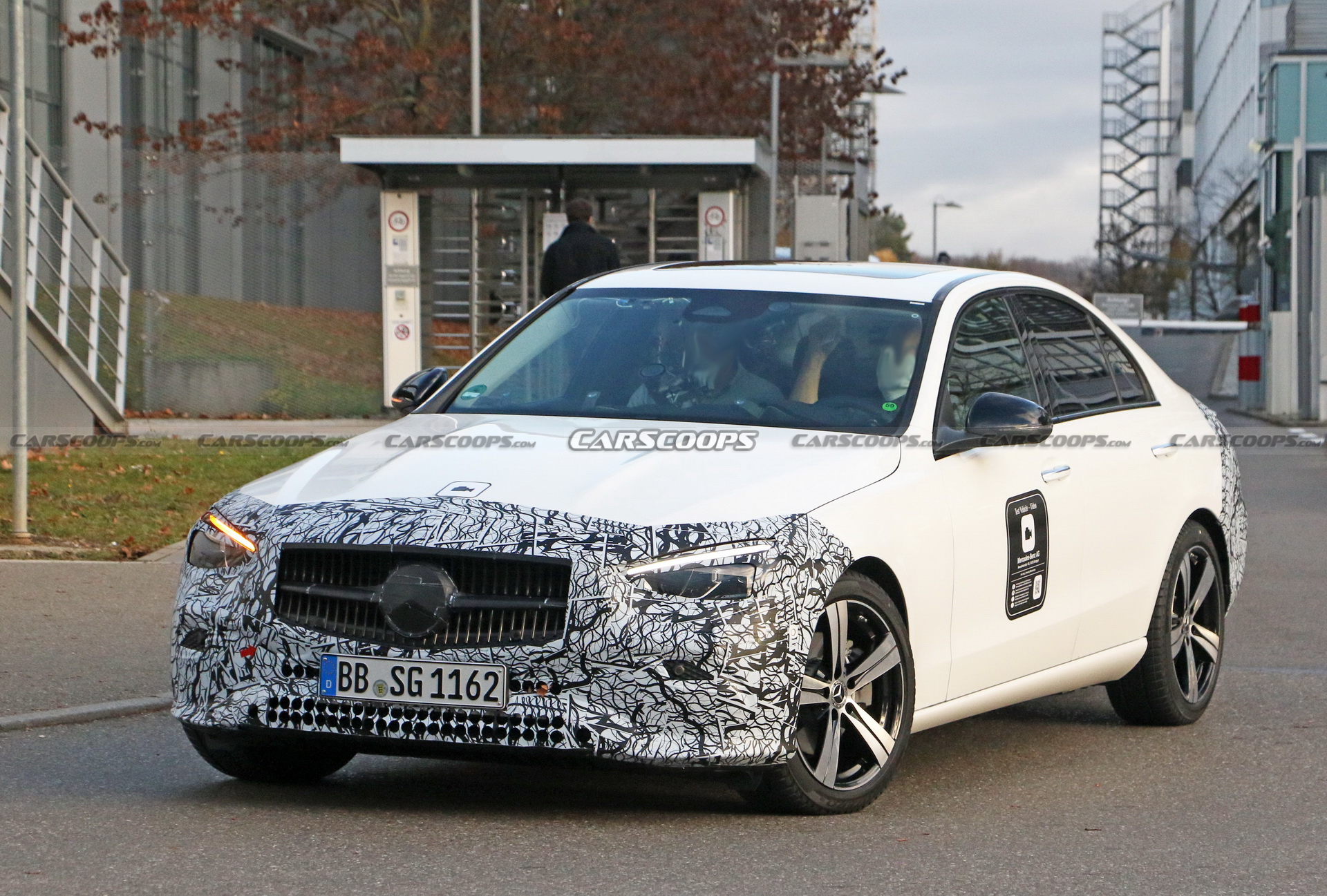 2022 Mercedes-Benz C-Serisi Sedan resim galerisi (13.12.2020)