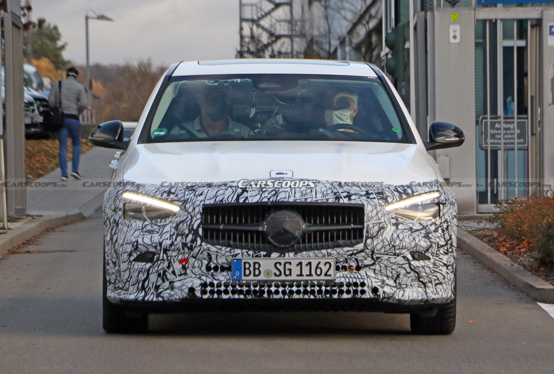 2022 Mercedes-Benz C-Serisi Sedan resim galerisi (13.12.2020)
