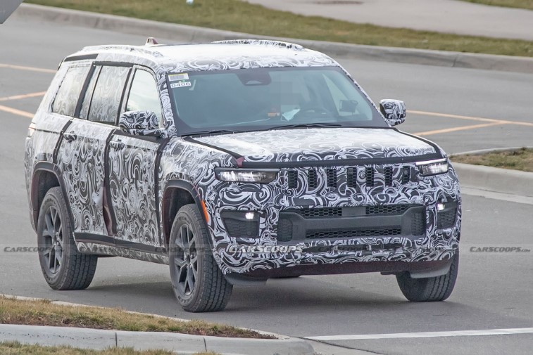 2022 Jeep Grand Cherokee resim galerisi (26.12.2020)