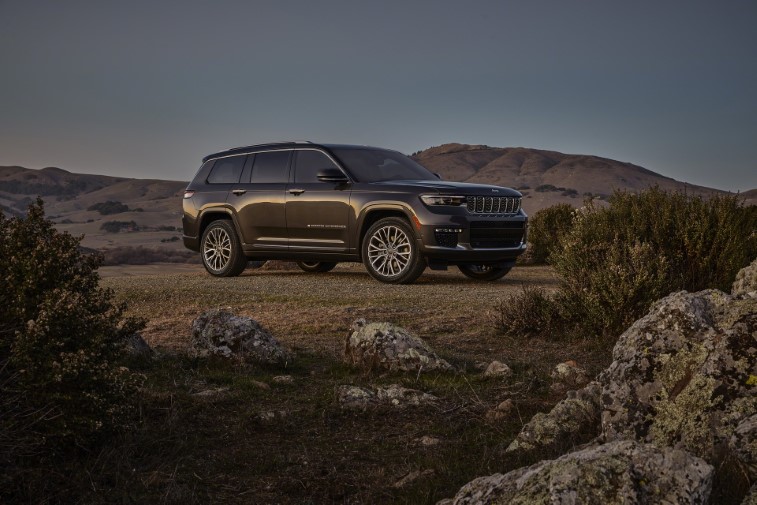 2021 Jeep Grand Cherokee L resim galerisi (07.01.2021)