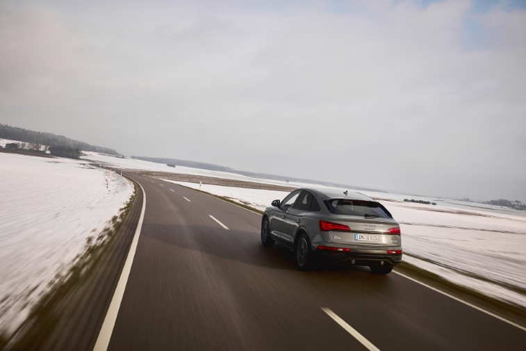 2021 Audi SQ5 Sportback TDI resim galerisi (26.01.2021)