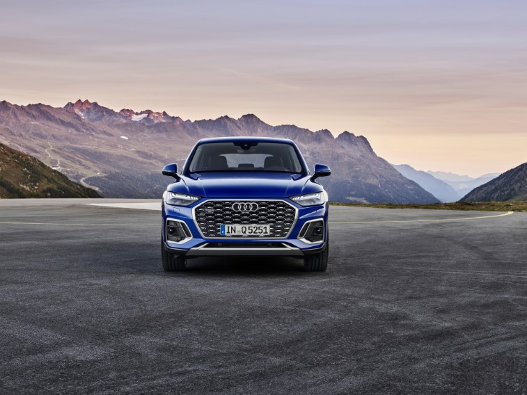 2021 Audi SQ5 Sportback TDI resim galerisi (26.01.2021)