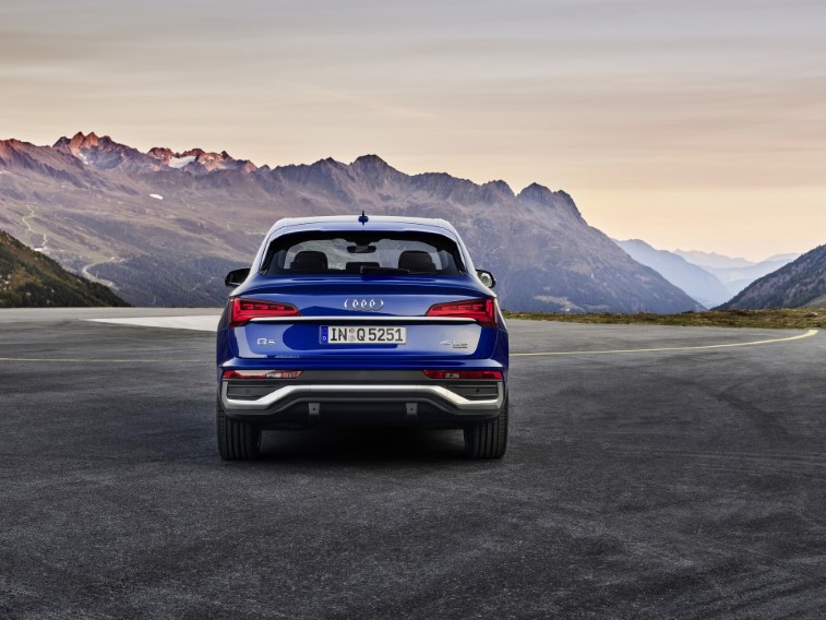 2021 Audi SQ5 Sportback TDI resim galerisi (26.01.2021)