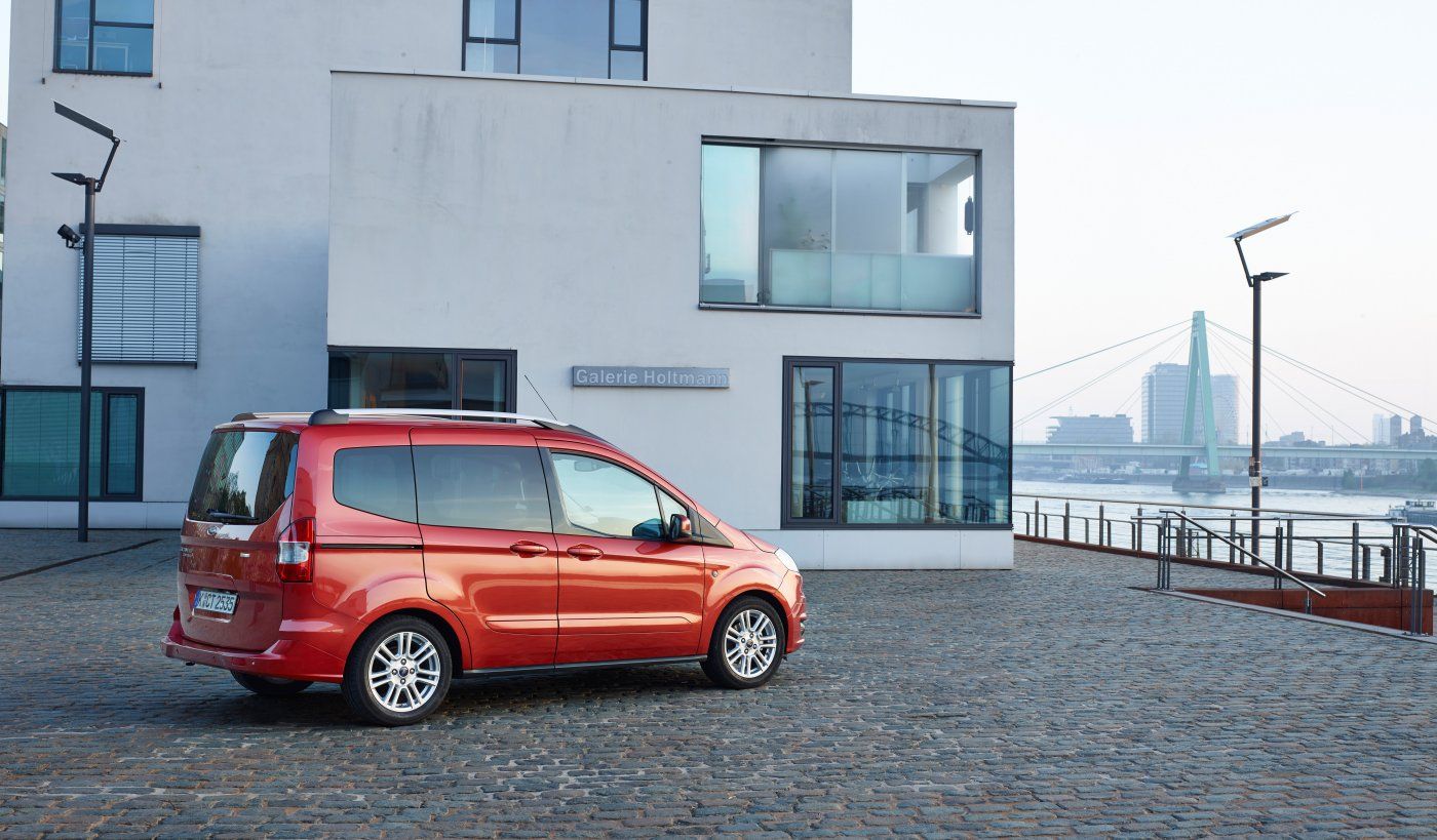 YEN FORD TOURNEO COURER DETAYLI RESM GALERS