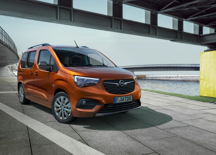 2021 Opel Combo-e Life resim galerisi (14.02.2021)