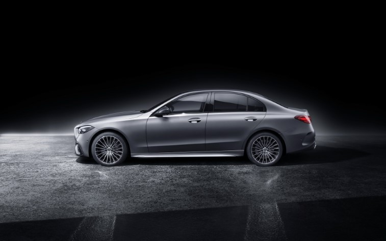 2022 Mercedes-Benz C-Serisi resim galerisi 