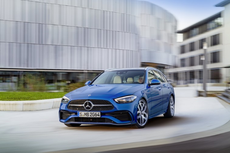 2022 Mercedes-Benz C-Serisi resim galerisi 