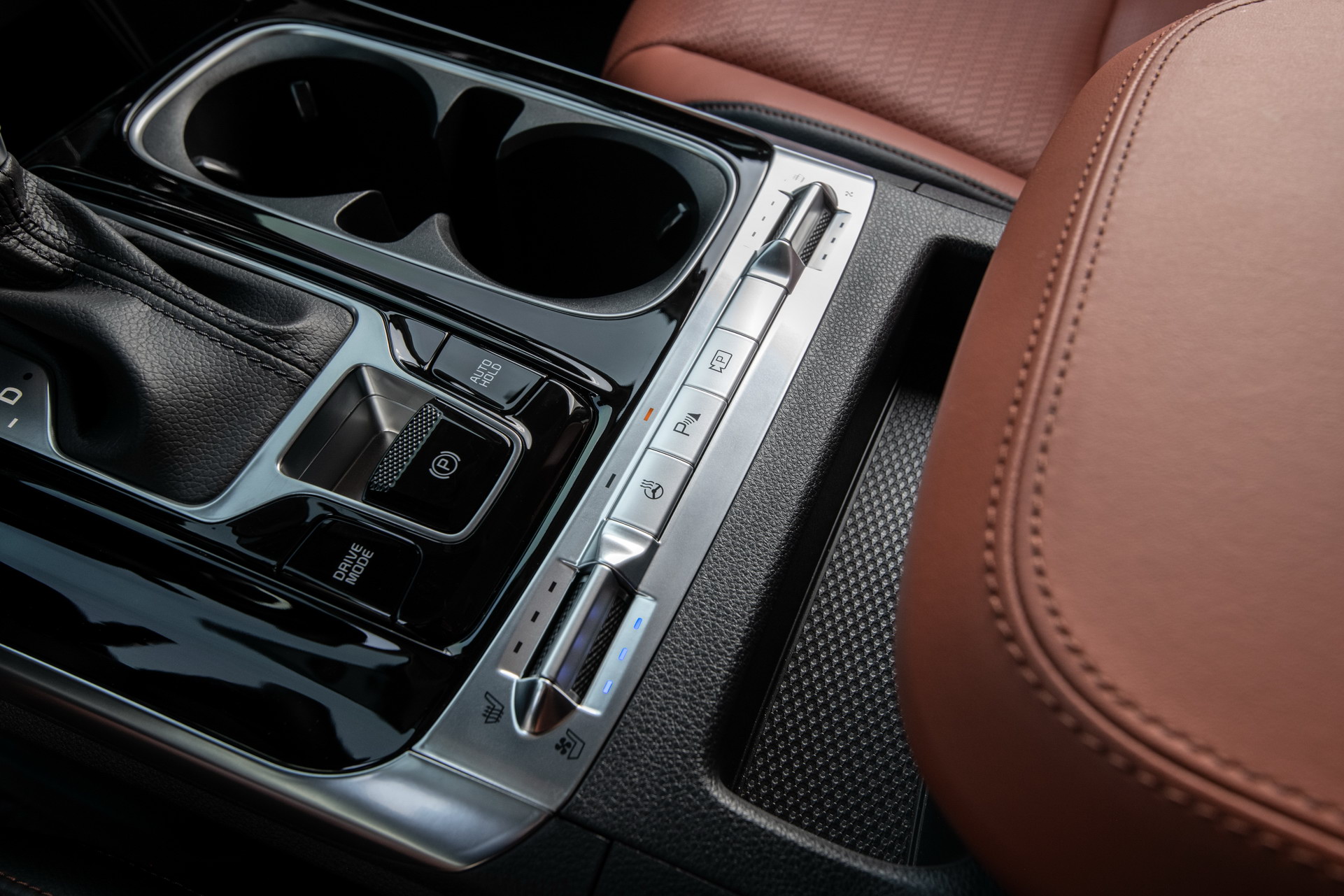 2022 Kia Carnival resim galerisi