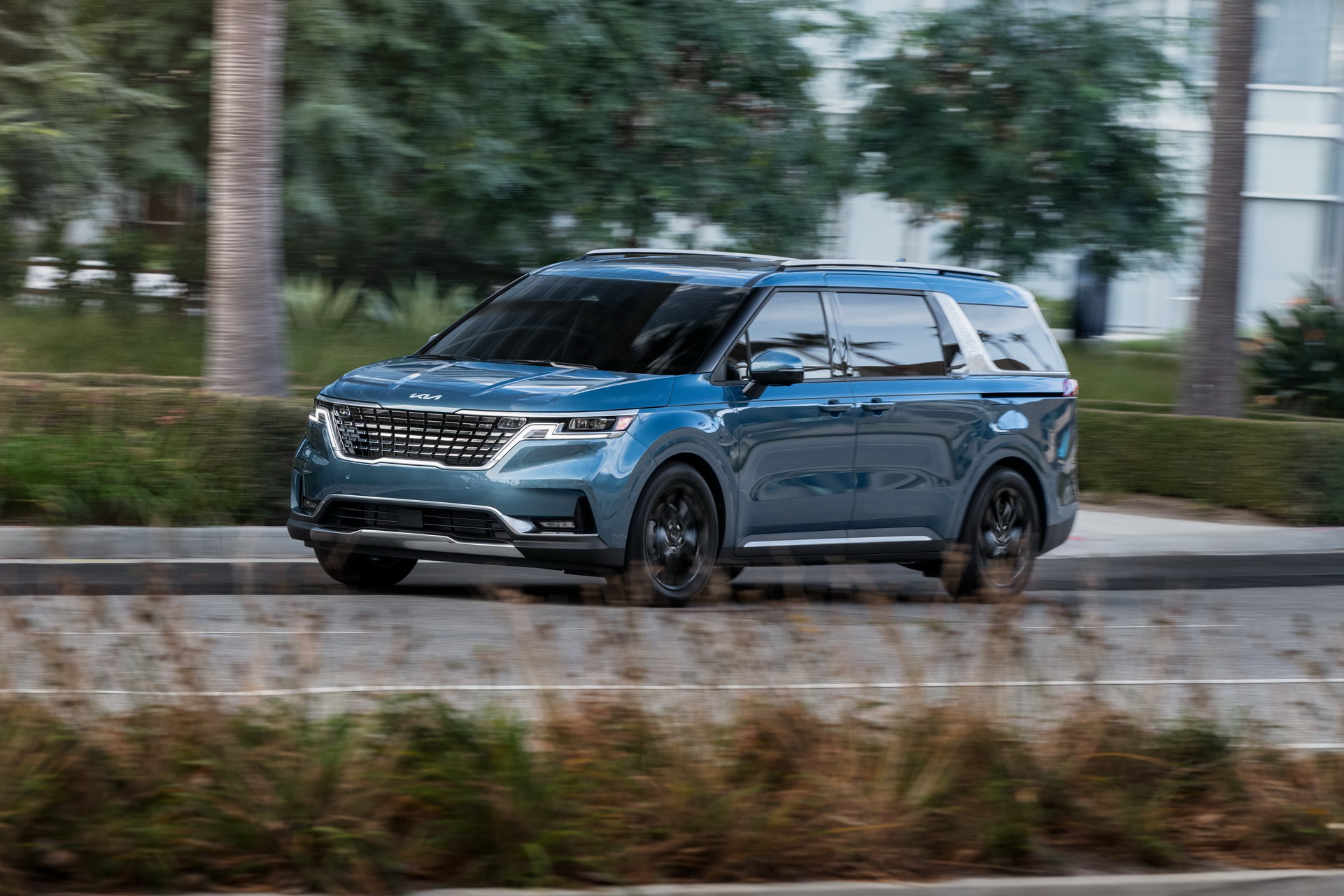 2022 Kia Carnival resim galerisi