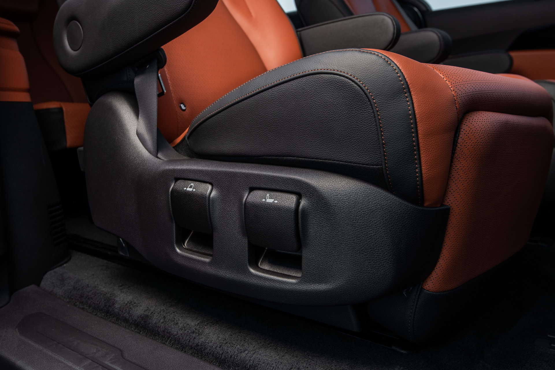 2022 Kia Carnival resim galerisi