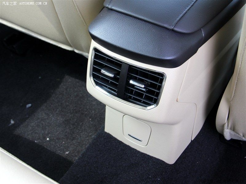 YEN (2014) FORD MONDEO N'DE SATITA RESM GALERS