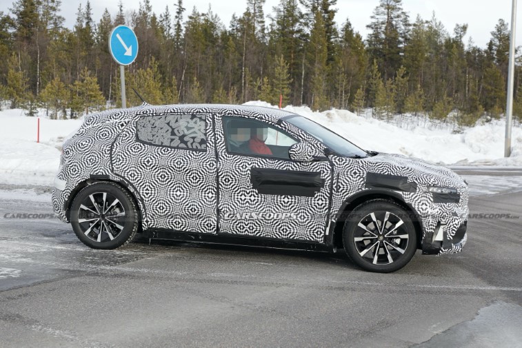 Yeni Elektrikli Renault Megane resim galerisi (07.03.2021)