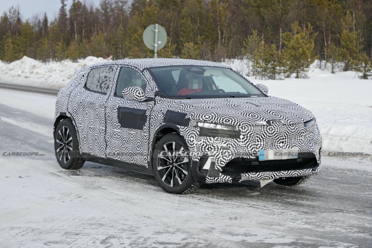 Yeni Elektrikli Renault Megane resim galerisi (07.03.2021)