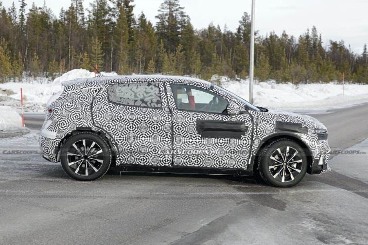 Yeni Elektrikli Renault Megane resim galerisi (07.03.2021)