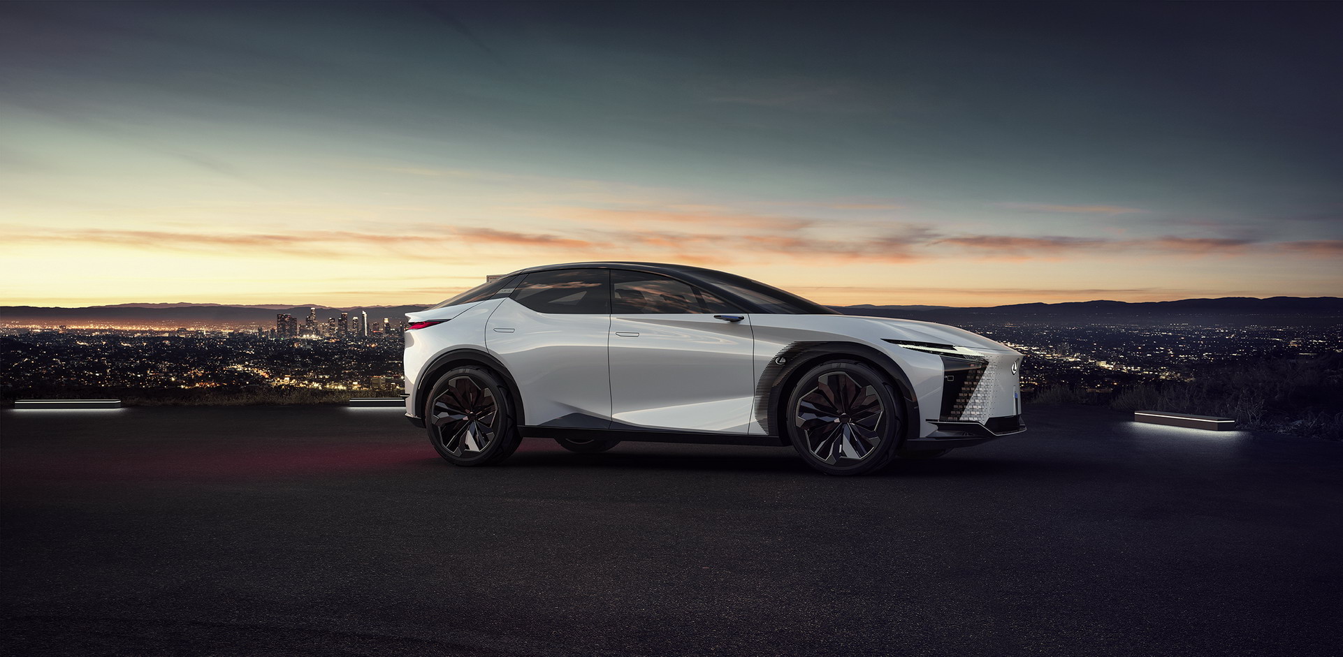 Lexus LF-Z Elektrikli Konsept resim galerisi (30.03.2021)
