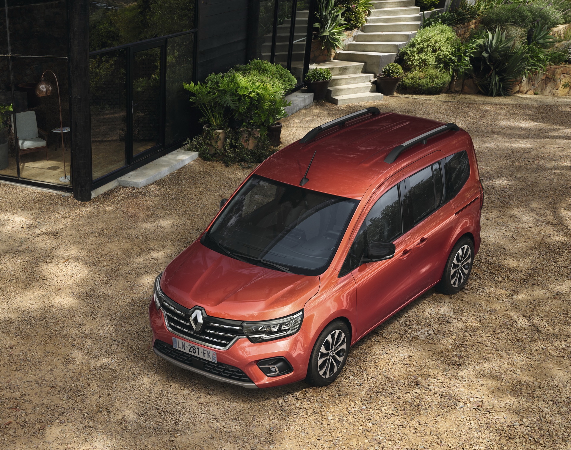 Yeni Renault Kangoo resim galerisi (01.04.2021)