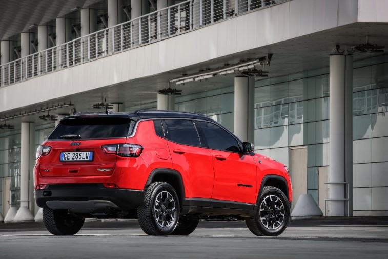 2021 Jeep Compass resim galerisi (09.04.2021)