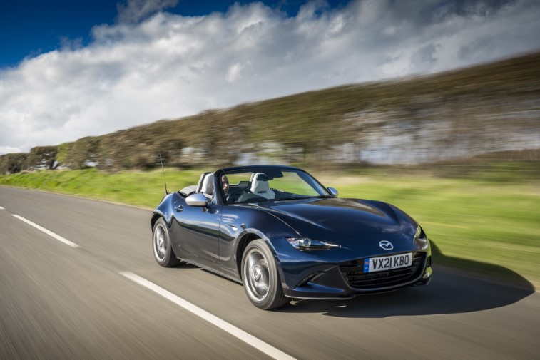 2021 Mazda MX-5 Sport Venture Edition resim galerisi (12.04.2021)
