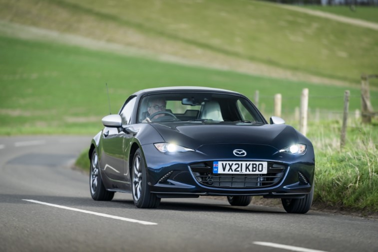 2021 Mazda MX-5 Sport Venture Edition resim galerisi (12.04.2021)