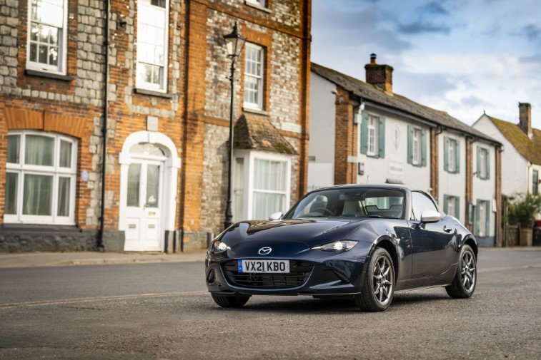 2021 Mazda MX-5 Sport Venture Edition resim galerisi (12.04.2021)