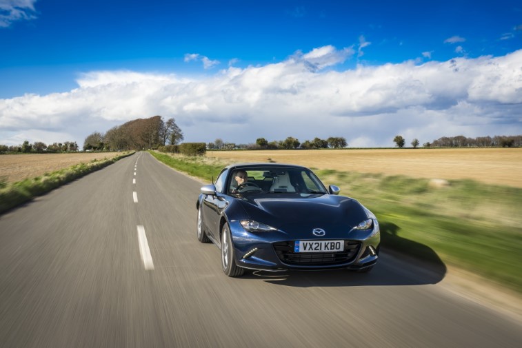 2021 Mazda MX-5 Sport Venture Edition resim galerisi (12.04.2021)
