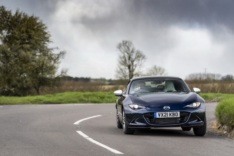 2021 Mazda MX-5 Sport Venture Edition resim galerisi (12.04.2021)