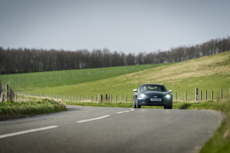 2021 Mazda MX-5 Sport Venture Edition resim galerisi (12.04.2021)