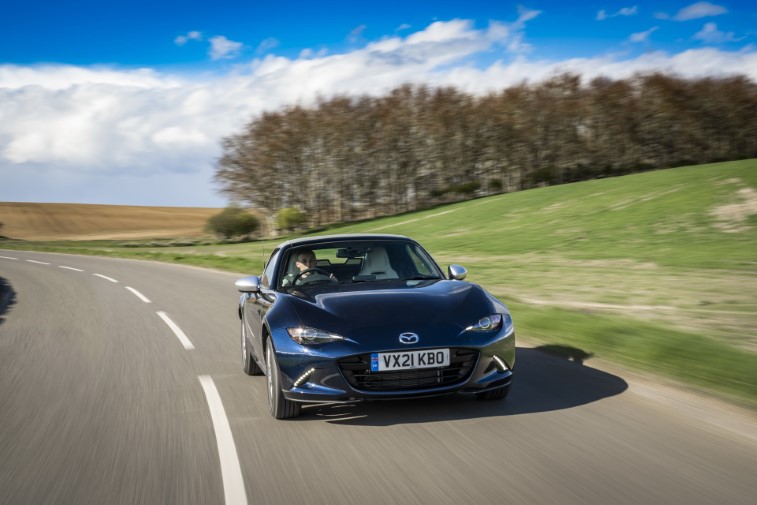2021 Mazda MX-5 Sport Venture Edition resim galerisi (12.04.2021)