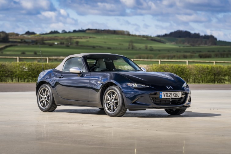 2021 Mazda MX-5 Sport Venture Edition resim galerisi (12.04.2021)