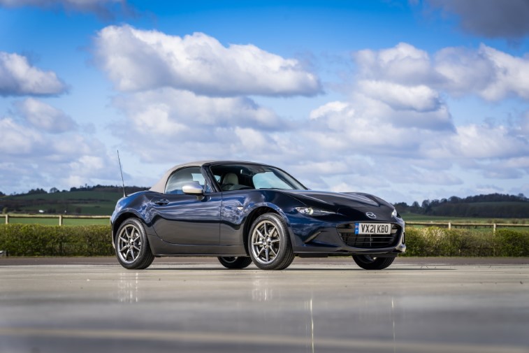 2021 Mazda MX-5 Sport Venture Edition resim galerisi (12.04.2021)