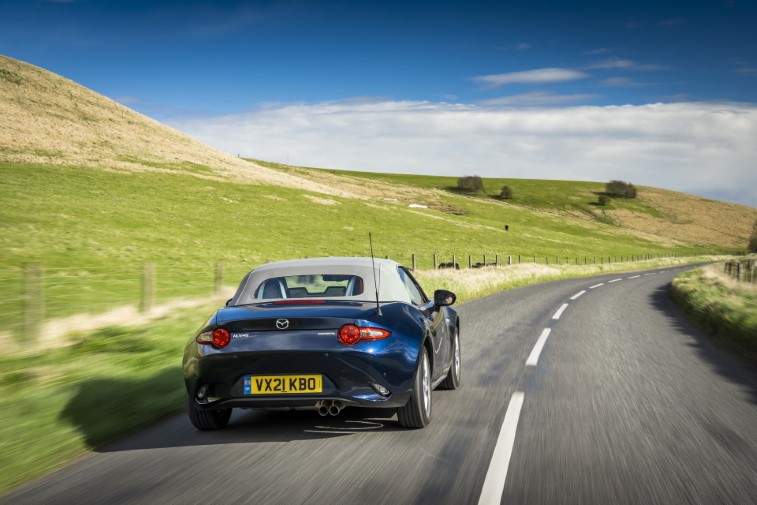 2021 Mazda MX-5 Sport Venture Edition resim galerisi (12.04.2021)