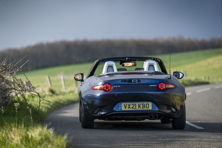 2021 Mazda MX-5 Sport Venture Edition resim galerisi (12.04.2021)