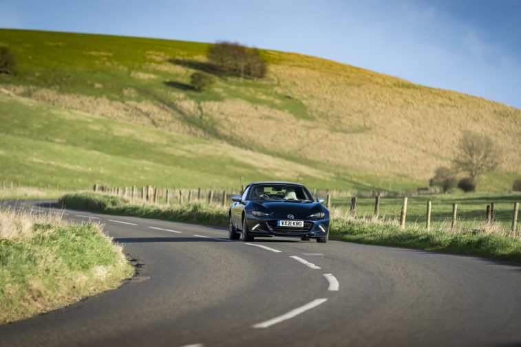 2021 Mazda MX-5 Sport Venture Edition resim galerisi (12.04.2021)