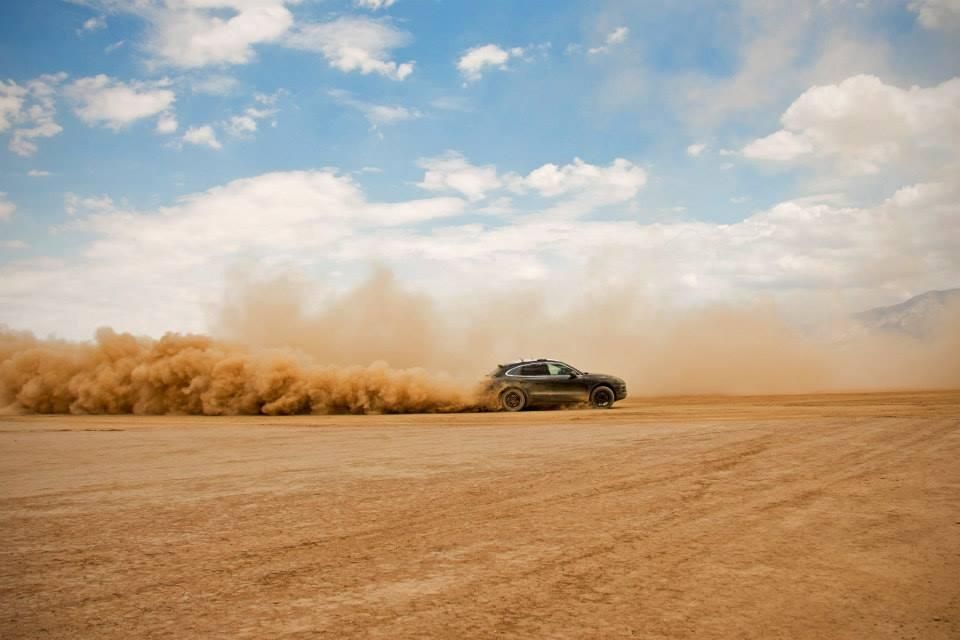YEN PORSCHE MACAN RESM PUCU RESM GALERS